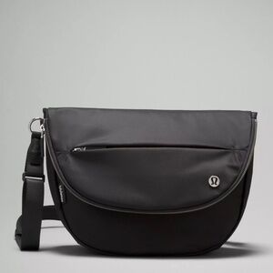 NWT  Lululemon All Night Festival Bag 5L